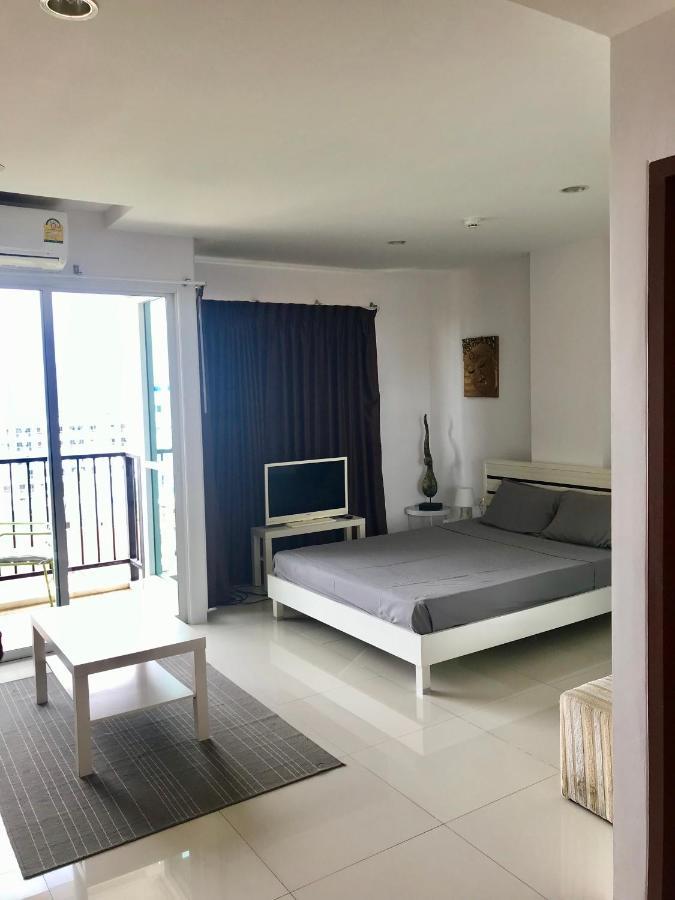 Diamond Suite Pattaya Buitenkant foto