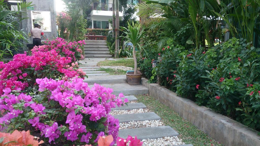 Diamond Suite Pattaya Buitenkant foto