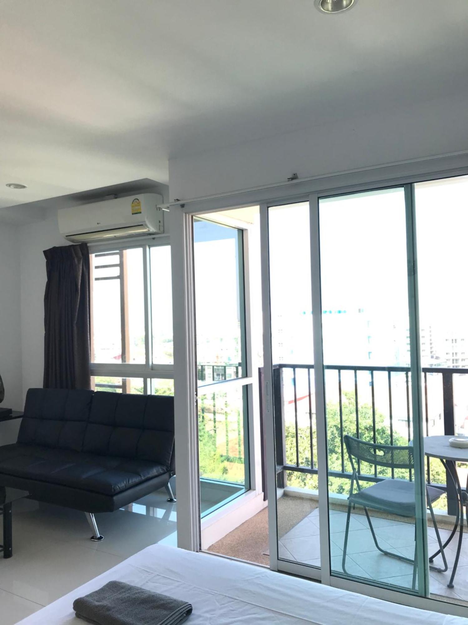 Diamond Suite Pattaya Buitenkant foto