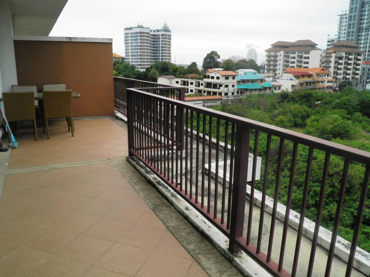 Diamond Suite Pattaya Buitenkant foto