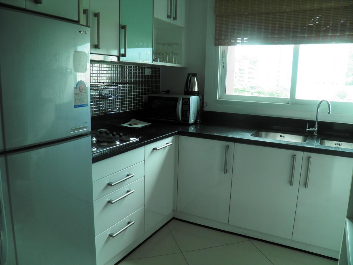 Diamond Suite Pattaya Buitenkant foto
