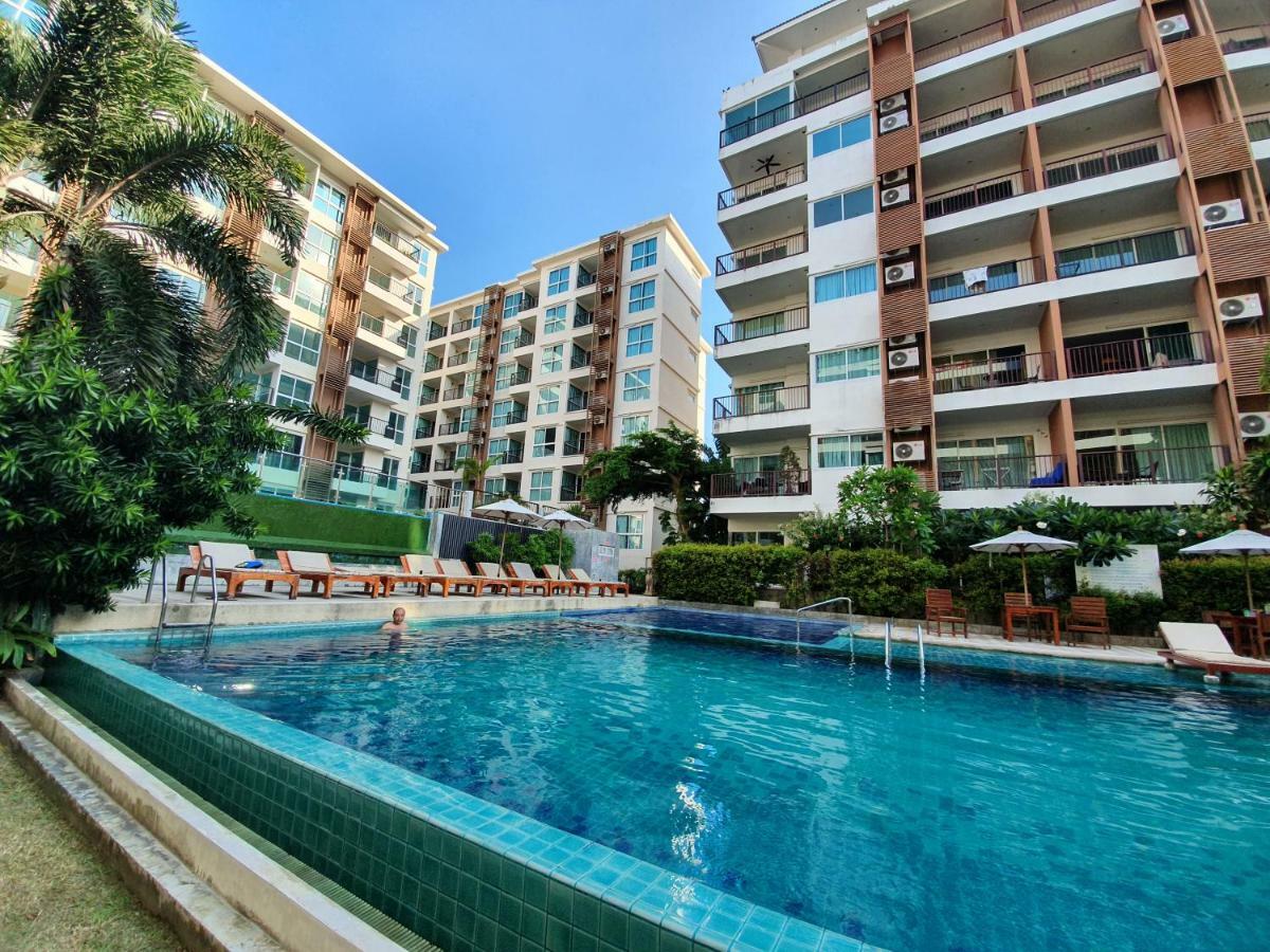Diamond Suite Pattaya Buitenkant foto